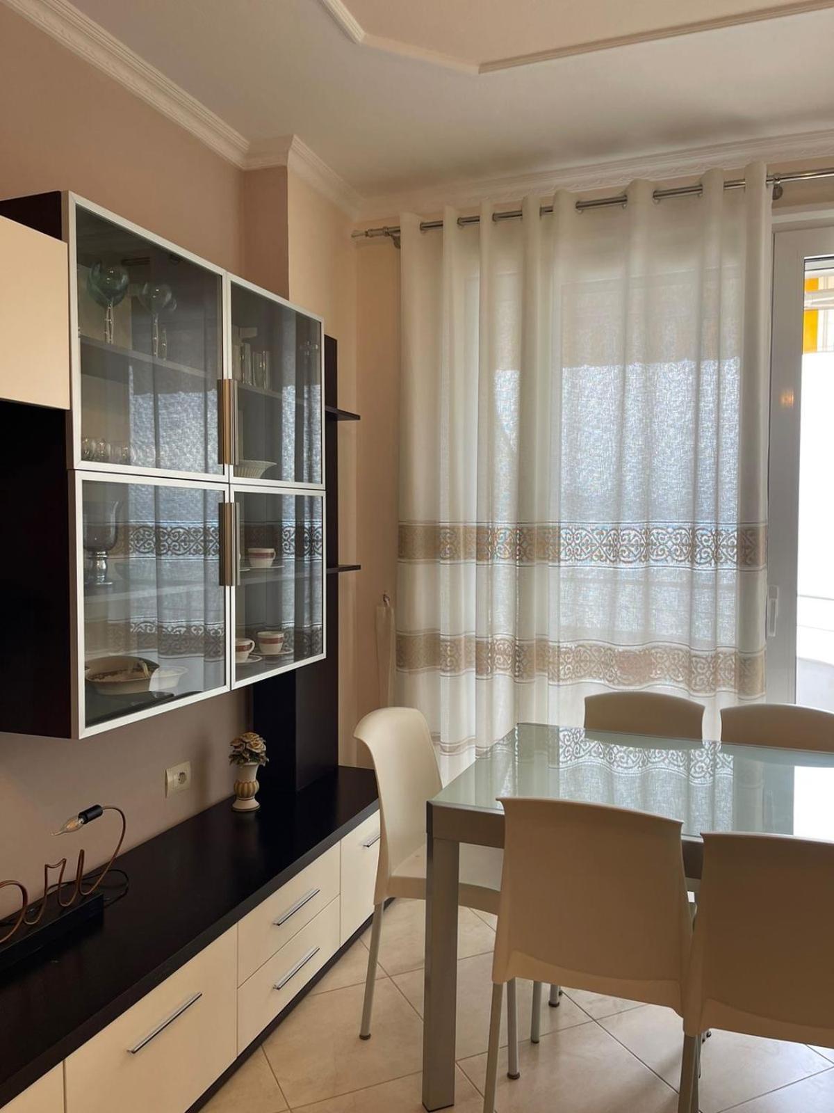 Visar Apartments Vlorë Extérieur photo