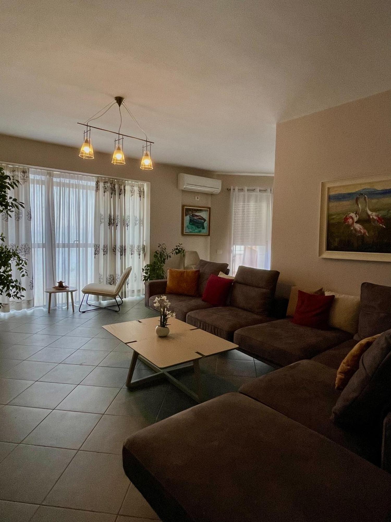 Visar Apartments Vlorë Extérieur photo