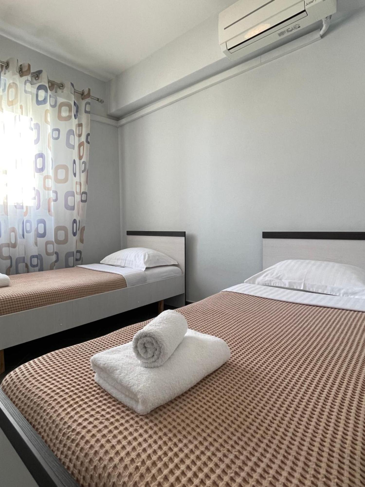 Visar Apartments Vlorë Extérieur photo